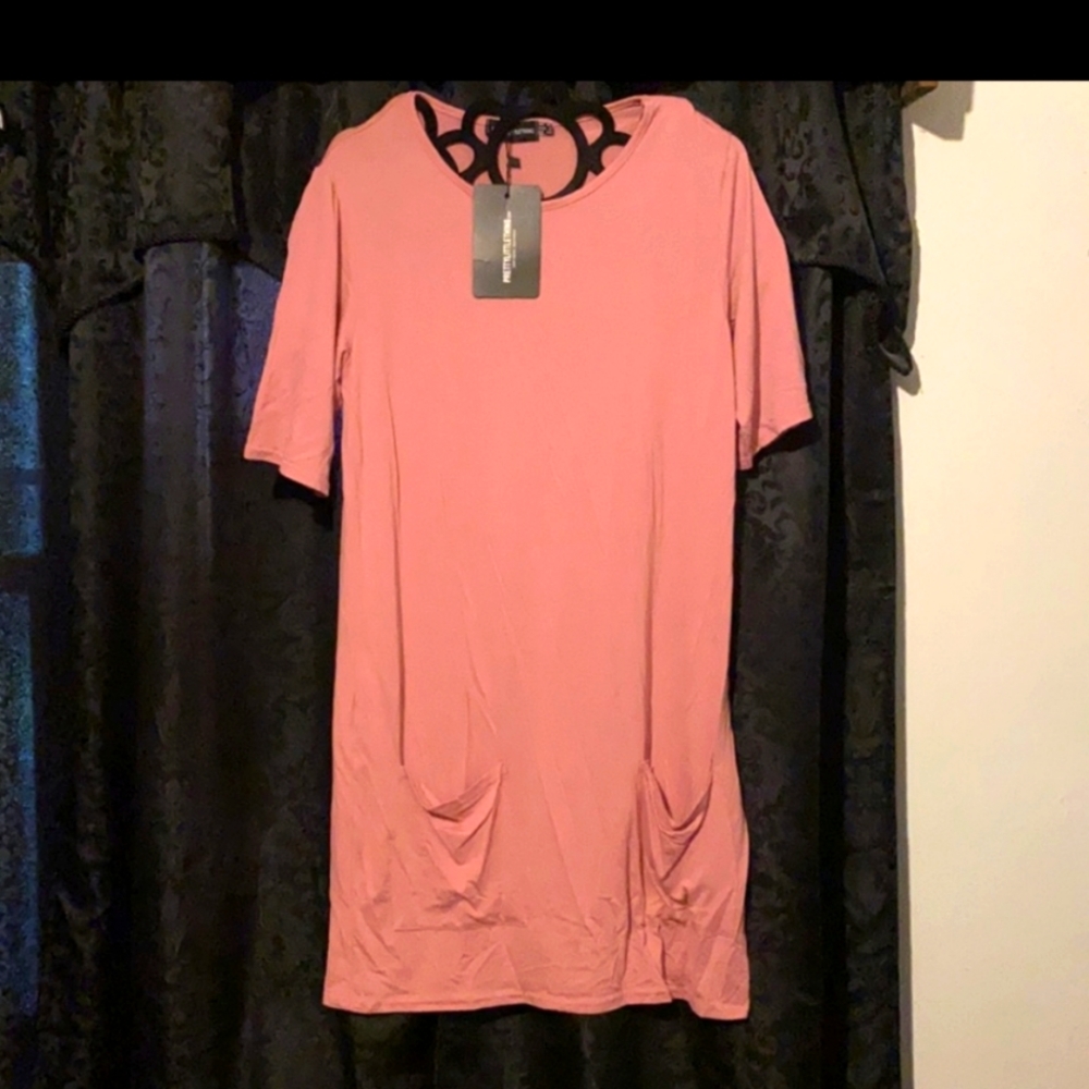 NWT Pretty Little Things Dress with Pockets Size 6 - Picture 1 of 2